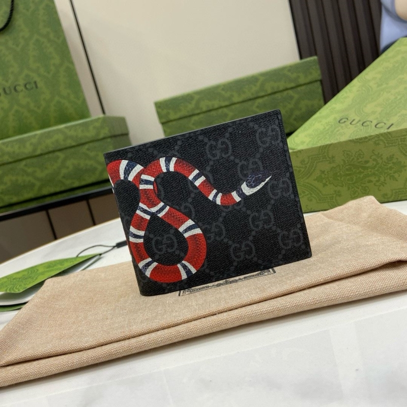 G*u*i wallets & purse